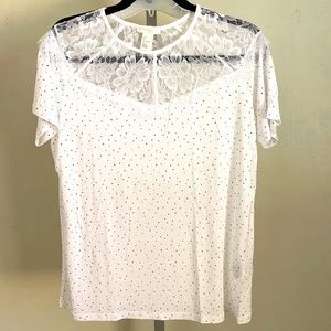 🌼H&M sml ladies white blouse/ bundle 3 for $15🌼